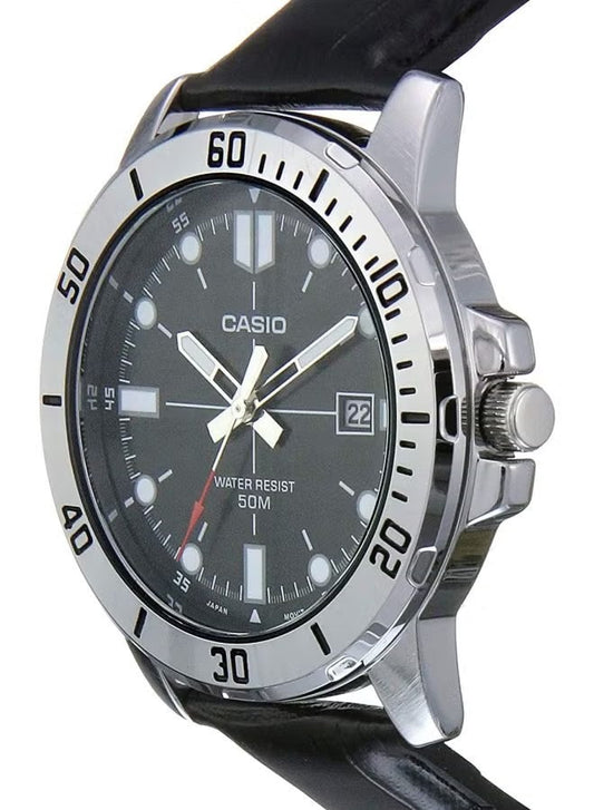 Men's Water Resistant Leather Analog Watch