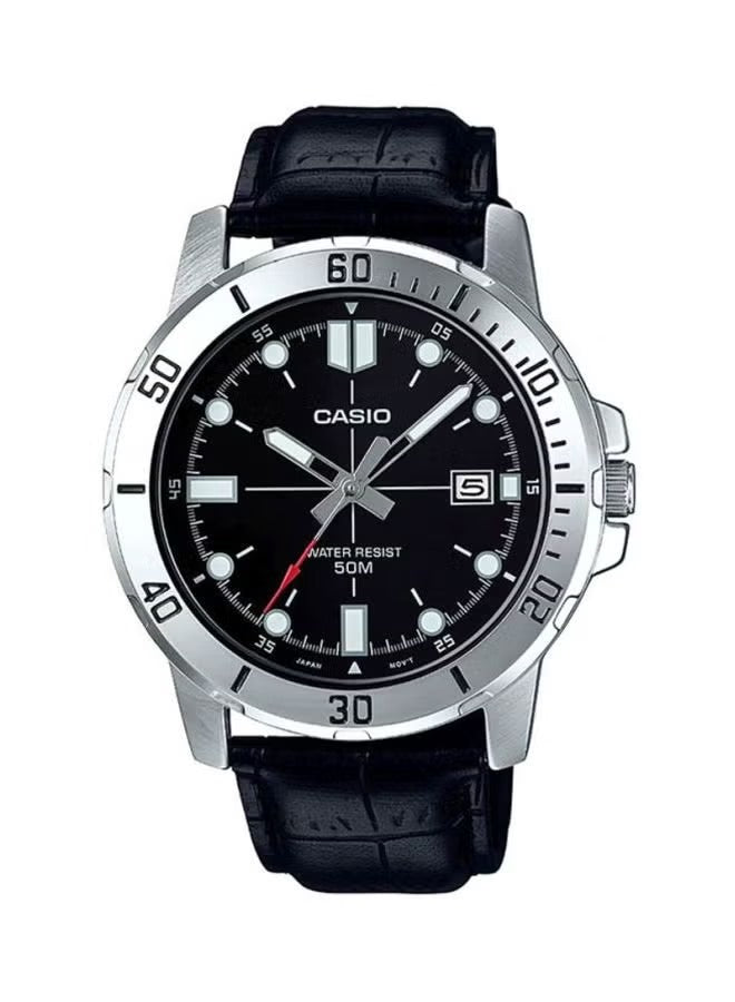 Men's Water Resistant Leather Analog Watch